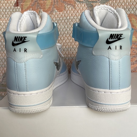 Nike WMNS Air Force 1 Mid CASTOM NIKE
BY CIERRA
WMNS sneakers - Platforms - Picture 14 of 16